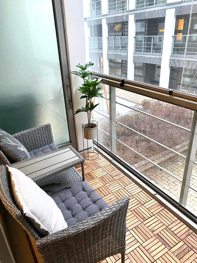 הלסינקי 2Ndhomes Cozy 1Br Apartment With Balcony By The Central Station מראה חיצוני תמונה